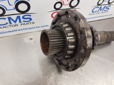 Deutz D7807c, Dx 3.90, 3.70, 6807, 7007, Rear Axle Drive Shaft Right 04310724 - Полуоска за Трактор: снимка 4 Deutz D7807c, Dx 3.90, 3.70, 6807, 7007, Rear Axle Drive Shaft Right 04310724 - Полуоска за Трактор: снимка 4