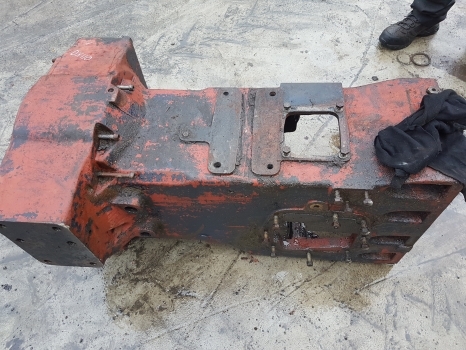 Deutz Dx110, Dx120, Dx90 Transmission Housing 4336716, 4336716r, 04328181 - Скоростна кутия и части за Трактор: снимка 5 Deutz Dx110, Dx120, Dx90 Transmission Housing 4336716, 4336716r, 04328181 - Скоростна кутия и части за Трактор: снимка 5