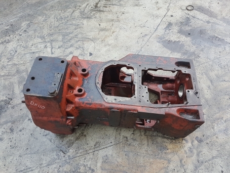 Deutz Dx110, Dx120, Dx90 Transmission Housing 4336716, 4336716r, 04328181 - Скоростна кутия и части за Трактор: снимка 2 Deutz Dx110, Dx120, Dx90 Transmission Housing 4336716, 4336716r, 04328181 - Скоростна кутия и части за Трактор: снимка 2