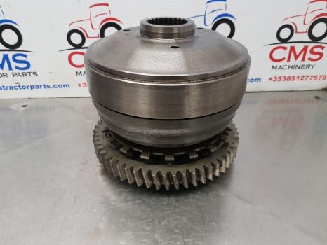 Fendt 700, 800, 900 Series, Fwd Clutch Shaft Assy 743100320220, 916100320012 - Предна ос: снимка 2 Fendt 700, 800, 900 Series, Fwd Clutch Shaft Assy 743100320220, 916100320012 - Предна ос: снимка 2