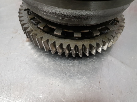 Fendt 700, 800, 900 Series, Fwd Clutch Shaft Assy 743100320220, 916100320012 - Предна ос: снимка 3 Fendt 700, 800, 900 Series, Fwd Clutch Shaft Assy 743100320220, 916100320012 - Предна ос: снимка 3