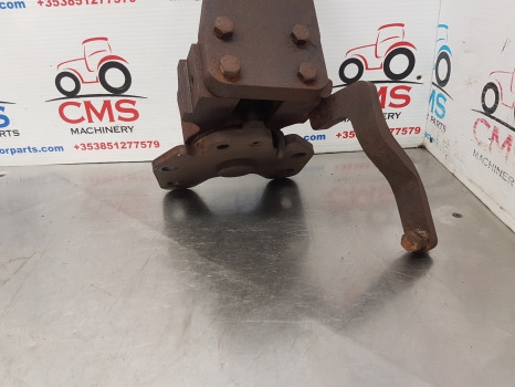 Fendt 724 S4, 700 Series, Front Axle Mudguard Bracket Rhs 718701030310 - Предна ос: снимка 4 Fendt 724 S4, 700 Series, Front Axle Mudguard Bracket Rhs 718701030310 - Предна ос: снимка 4
