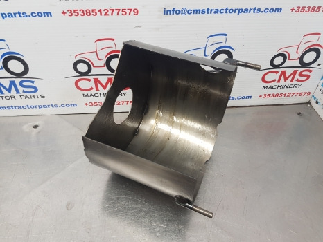 Fendt 724 S4, 716, 718, 722, Fwd Screening Shield H718100320020 - Предна ос: снимка 4 Fendt 724 S4, 716, 718, 722, Fwd Screening Shield H718100320020 - Предна ос: снимка 4