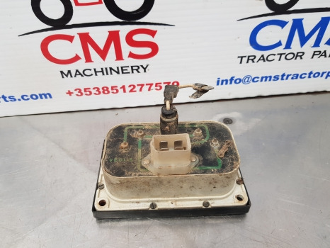 Fiat 115-90, 130-90,140-90, 160-90, 180-90 Instrument Cluster, Dashboard 5127876 - Електрическа система: снимка 4 Fiat 115-90, 130-90,140-90, 160-90, 180-90 Instrument Cluster, Dashboard 5127876 - Електрическа система: снимка 4