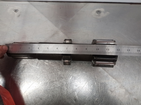 Fiat 1180, 110-90, 11090dt, Rear Axle Shaft Rhs 13t L.308mm 5109410 - Задна ос за Трактор: снимка 5 Fiat 1180, 110-90, 11090dt, Rear Axle Shaft Rhs 13t L.308mm 5109410 - Задна ос за Трактор: снимка 5