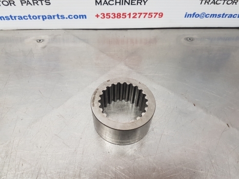 Fiat 1180, 115-90, 130-90, 140-90, 160-90 Rear Axle Pinion Colar 5106988 - Задна ос за Трактор: снимка 3 Fiat 1180, 115-90, 130-90, 140-90, 160-90 Rear Axle Pinion Colar 5106988 - Задна ос за Трактор: снимка 3