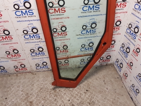 Fiat 160-90dt, 180-90dt, 140-90dt Super Confort Cab Door Rhs 5130873, 5124414 - Врата и части за Трактор: снимка 3 Fiat 160-90dt, 180-90dt, 140-90dt Super Confort Cab Door Rhs 5130873, 5124414 - Врата и части за Трактор: снимка 3