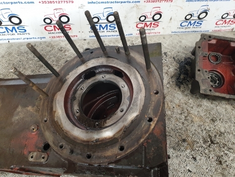 Fiat 90-90, 100-90, 110-90 Rear Axle Center Housing 5127408 - Задна ос за Трактор: снимка 4 Fiat 90-90, 100-90, 110-90 Rear Axle Center Housing 5127408 - Задна ос за Трактор: снимка 4
