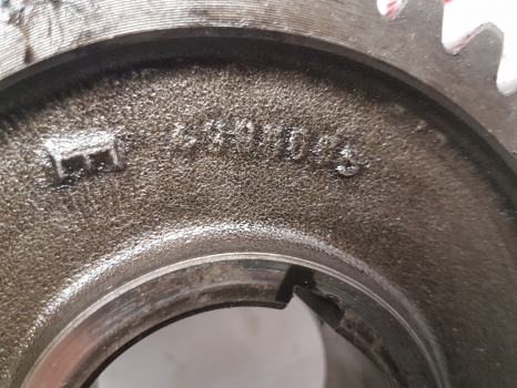 Fiat 90-90, 100-90, 110-90 Rear Axle Fwd Drive Gear Z40 4995695 - Задна ос за Трактор: снимка 3 Fiat 90-90, 100-90, 110-90 Rear Axle Fwd Drive Gear Z40 4995695 - Задна ос за Трактор: снимка 3