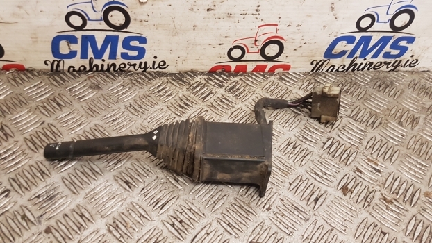 Fiat 90 Series 100-90, 80-90, 110-90, 90-90 Indicator Switch 5143662 - Електрическа система за Трактор: снимка 1 Fiat 90 Series 100-90, 80-90, 110-90, 90-90 Indicator Switch 5143662 - Електрическа система за Трактор: снимка 1