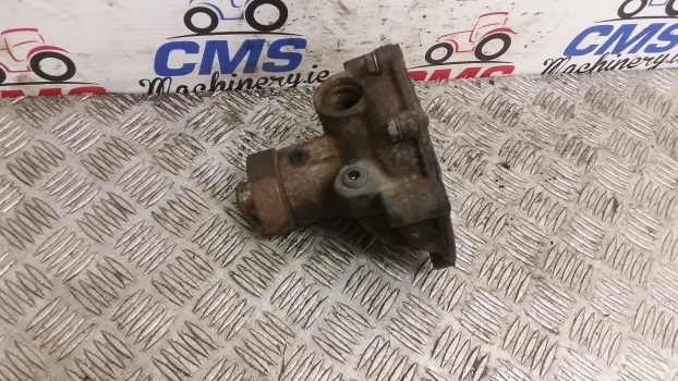 Fiat Ford 30, 10s, 35, F, F Dt F130, F120, F110, F140 Water Pump 98497117 - Помпа за охлаждаща течност за Трактор: снимка 4 Fiat Ford 30, 10s, 35, F, F Dt F130, F120, F110, F140 Water Pump 98497117 - Помпа за охлаждаща течност за Трактор: снимка 4