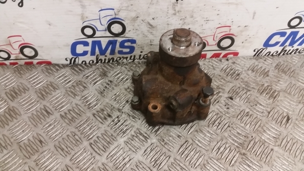 Fiat Ford 30, 10s, 35, F, F Dt F130, F120, F110, F140 Water Pump 98497117 - Помпа за охлаждаща течност за Трактор: снимка 1 Fiat Ford 30, 10s, 35, F, F Dt F130, F120, F110, F140 Water Pump 98497117 - Помпа за охлаждаща течност за Трактор: снимка 1
