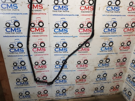 Ford 10, 30, Tw, 1000 Series, Super Q, Q Cab Door Rubber Seal Lhs D8nn9420531ac - Врата и части: снимка 3 Ford 10, 30, Tw, 1000 Series, Super Q, Q Cab Door Rubber Seal Lhs D8nn9420531ac - Врата и части: снимка 3