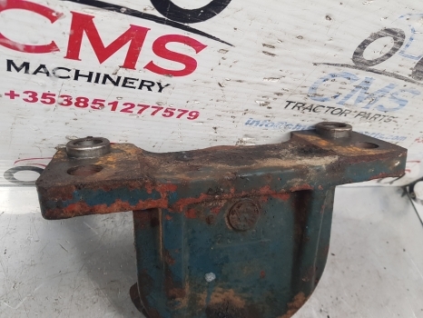 Предна ос за Трактор Ford 10, 40 Series 8240, 7840 Front Axle Support Car116841, 1-33-741-808, 18422: снимка 6