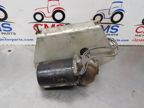 Ford 10, 600, Tw Ser 6610 Q Cab Wiper Motor D9nn17b571ab, D9nn17485ba,d5nn17504a - Чистачка: снимка 1 Ford 10, 600, Tw Ser 6610 Q Cab Wiper Motor D9nn17b571ab, D9nn17485ba,d5nn17504a - Чистачка: снимка 1