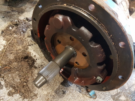 Ford 10 And 1000 Series Rear Half Axle Complete Lhs D0nn4013a, D9nn4n029aa - Задна ос: снимка 3 Ford 10 And 1000 Series Rear Half Axle Complete Lhs D0nn4013a, D9nn4n029aa - Задна ос: снимка 3