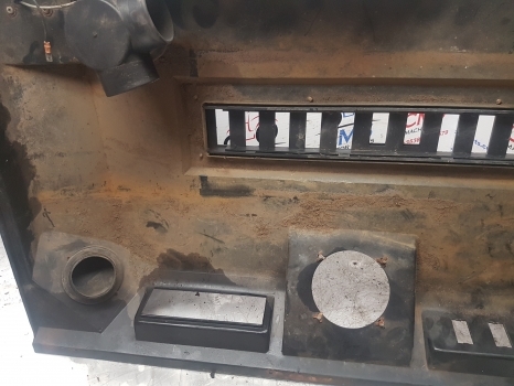 Кабина и интериор за Трактор Ford 10 Series 5610, 6410, 6610, 6710 Lp Cab Interior Roof Panel E5nn94502b84aa: снимка 6