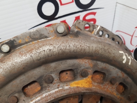 Ford 30, 10 Series 4630 Luk Clutch Pressure Plate, Disc 133060710, E8nn7563aa - Съединител и части за Трактор: снимка 2 Ford 30, 10 Series 4630 Luk Clutch Pressure Plate, Disc 133060710, E8nn7563aa - Съединител и части за Трактор: снимка 2