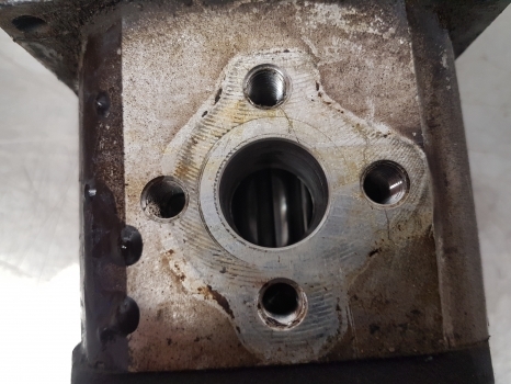 Ford 30 Seriesfiat 90-90, 56, 66, 76, 86 Series Single Hydraulic Pump 0510625362 - Хидравлична помпа за Трактор: снимка 4 Ford 30 Seriesfiat 90-90, 56, 66, 76, 86 Series Single Hydraulic Pump 0510625362 - Хидравлична помпа за Трактор: снимка 4