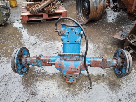 Ford 3000, 2000, 2110, 3310 Rear Axle Complete C5nn4025an, C7nn4025h, D7nn4244a - Задна ос: снимка 1 Ford 3000, 2000, 2110, 3310 Rear Axle Complete C5nn4025an, C7nn4025h, D7nn4244a - Задна ос: снимка 1