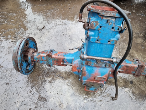 Ford 3000, 2000, 2110, 3310 Rear Axle Complete C5nn4025an, C7nn4025h, D7nn4244a - Задна ос: снимка 3 Ford 3000, 2000, 2110, 3310 Rear Axle Complete C5nn4025an, C7nn4025h, D7nn4244a - Задна ос: снимка 3