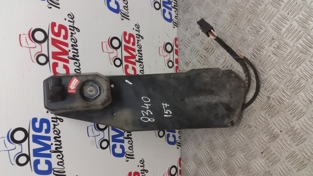 Кабина и интериор за Трактор Ford 40 Series Panel, Ignition And Wiper F1nn14a099bc; F0nn11n501aa; 81864282: снимка 1