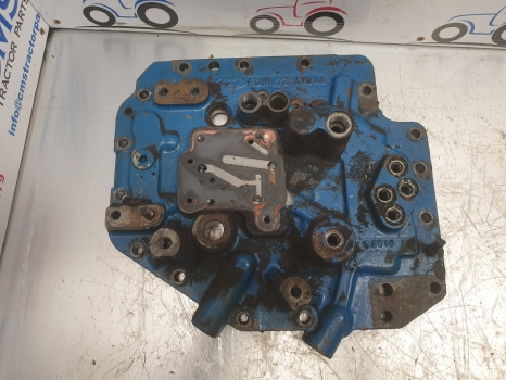 Ford 40 Series Transmission Control Cover F0nn7z479ag, 81871981,f0nn7z479af - Трансмисия: снимка 2 Ford 40 Series Transmission Control Cover F0nn7z479ag, 81871981,f0nn7z479af - Трансмисия: снимка 2