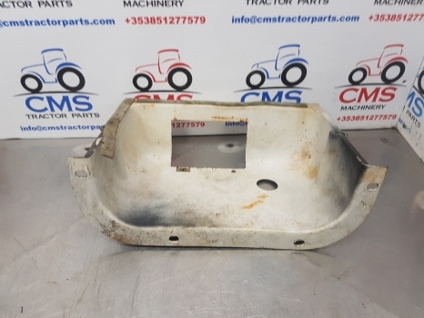 Ford 4600, 2600, 3700, 5600, Cover Panel D8nn2k502aa, D5nn2k502d, 83923988 - Кабина и интериор за Трактор: снимка 3 Ford 4600, 2600, 3700, 5600, Cover Panel D8nn2k502aa, D5nn2k502d, 83923988 - Кабина и интериор за Трактор: снимка 3