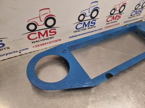 Ford 4610, 10 Series, Lp Cab Fan Blower Support, Cover E3nn18a295aa, 83944215 - Кабина и интериор: снимка 3 Ford 4610, 10 Series, Lp Cab Fan Blower Support, Cover E3nn18a295aa, 83944215 - Кабина и интериор: снимка 3