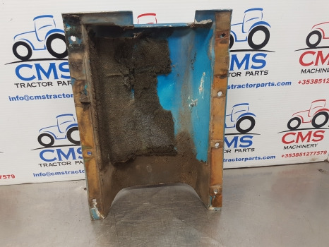 Ford 4610, 6610, 7710, 5610, 7410 Series Cab Steering Column Panel 83931786 - Кабина и интериор: снимка 5 Ford 4610, 6610, 7710, 5610, 7410 Series Cab Steering Column Panel 83931786 - Кабина и интериор: снимка 5