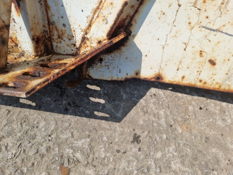 Ford 5000, 6000, 7000 Mudguard Pair As Pictures, 82008463, 82008463 - Калник: снимка 5 Ford 5000, 6000, 7000 Mudguard Pair As Pictures, 82008463, 82008463 - Калник: снимка 5