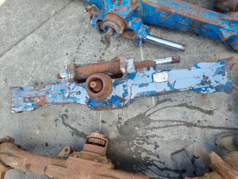 Ford 5030, 4830, 4130, Case Cx100 Front Axle Housing Beam 18980, Car128905 - Предна ос: снимка 1 Ford 5030, 4830, 4130, Case Cx100 Front Axle Housing Beam 18980, Car128905 - Предна ос: снимка 1