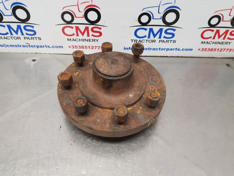 Ford 550, 555, 655, Digger Wheel Hub 8 Studs D4nn1104b, 83914150 - Предна ос: снимка 1 Ford 550, 555, 655, Digger Wheel Hub 8 Studs D4nn1104b, 83914150 - Предна ос: снимка 1