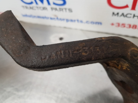 Ford 550, 655, 555, Digger Front Axle Arm Lh, D4nn3131a, 83900195 - Предна ос: снимка 5 Ford 550, 655, 555, Digger Front Axle Arm Lh, D4nn3131a, 83900195 - Предна ос: снимка 5