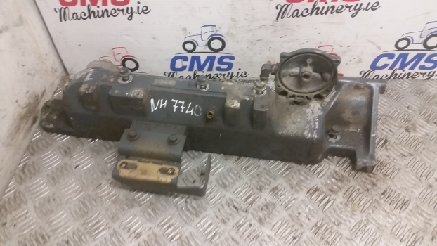 Ford 5640, 6640, 7740 Inlet Manifold 87802780 - Всмукателен колектор за Трактор: снимка 1 Ford 5640, 6640, 7740 Inlet Manifold 87802780 - Всмукателен колектор за Трактор: снимка 1