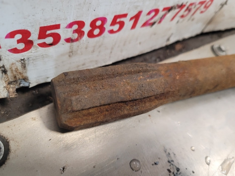 Ford 655c, 555c, 655d, 575d, 555b, 655 Front Axle Drive Shaft Car120972 - Предна ос: снимка 3 Ford 655c, 555c, 655d, 575d, 555b, 655 Front Axle Drive Shaft Car120972 - Предна ос: снимка 3