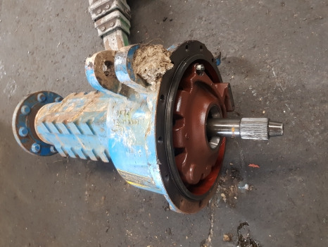 Ford 6600, 600 10 And 1000 Series Rear Half Axle Complete Rhs D0nn4012a - Задна ос: снимка 5 Ford 6600, 600 10 And 1000 Series Rear Half Axle Complete Rhs D0nn4012a - Задна ос: снимка 5