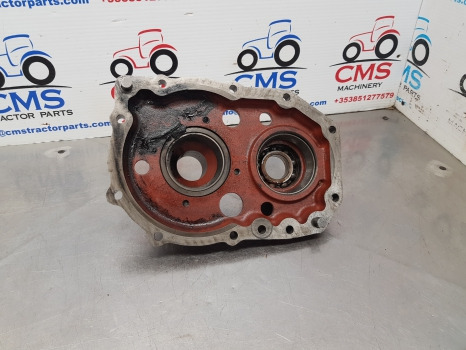 Ford 6610,  10 Series 7610, 8210, Transmission Cover Plate E0nn7049ba, 83924960 - Скоростна кутия: снимка 4 Ford 6610,  10 Series 7610, 8210, Transmission Cover Plate E0nn7049ba, 83924960 - Скоростна кутия: снимка 4