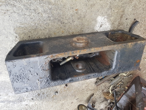 Противовес Ford 6635 Fiat L95 New Holland Tl100 Front Weight Carrier 5199414, 5172314: снимка 6
