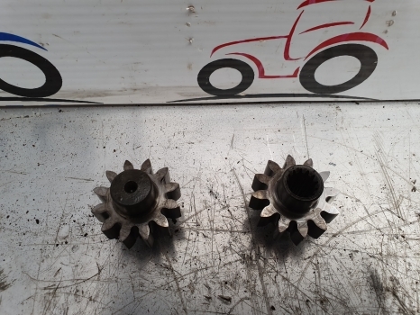 Ford 6640, 5640, 7740, 7840, 8240, 8340 Hydraulic Pump Gear Z 12 - Хидравлична помпа за Трактор: снимка 2 Ford 6640, 5640, 7740, 7840, 8240, 8340 Hydraulic Pump Gear Z 12 - Хидравлична помпа за Трактор: снимка 2
