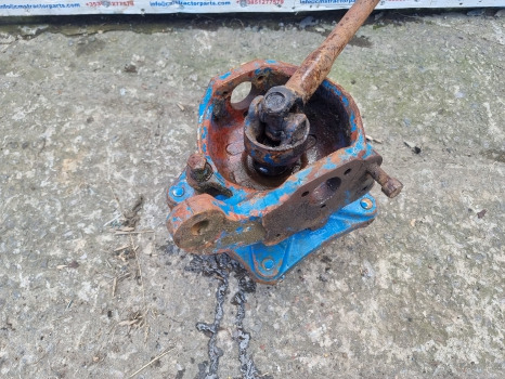 Ford 7740, 5640, 6640, 7840 Front Axle Hub Complete Rhs 18915, Car123489 - Предна ос: снимка 2 Ford 7740, 5640, 6640, 7840 Front Axle Hub Complete Rhs 18915, Car123489 - Предна ос: снимка 2