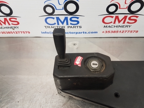 Ford 7840, 5640, 8340 Cab Interior Panel Rhs F1nn14a099bc, F0nn3r876be - Кабина и интериор за Трактор: снимка 2 Ford 7840, 5640, 8340 Cab Interior Panel Rhs F1nn14a099bc, F0nn3r876be - Кабина и интериор за Трактор: снимка 2