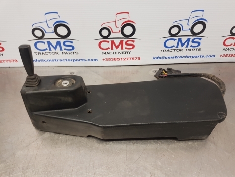 Ford 7840, 8240, 40 Series, Panel, Ignition, Wiper Switch F0nn11n501aa - Кабина и интериор за Трактор: снимка 1 Ford 7840, 8240, 40 Series, Panel, Ignition, Wiper Switch F0nn11n501aa - Кабина и интериор за Трактор: снимка 1