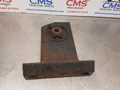 Ford 7840, 8240, 8340 Cab Support Assy Rear Left E9nn94001n45aa11m - Окачване на кабината за Трактор: снимка 2 Ford 7840, 8240, 8340 Cab Support Assy Rear Left E9nn94001n45aa11m - Окачване на кабината за Трактор: снимка 2