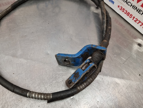 Ford 8340, 40 Series, Hand Brake Cable 82016965, 82005371 - Части на спирачната система за Трактор: снимка 5 Ford 8340, 40 Series, Hand Brake Cable 82016965, 82005371 - Части на спирачната система за Трактор: снимка 5