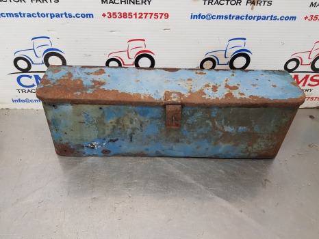 Ford Fordson Major, Super Major, Power Major Toolbox, Box E1addn16312tb - Кабина и интериор: снимка 1 Ford Fordson Major, Super Major, Power Major Toolbox, Box E1addn16312tb - Кабина и интериор: снимка 1
