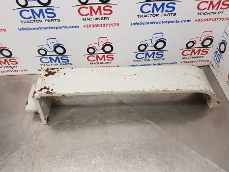 Ford New Holland 2000, 3000, 5100, 4600, 6600 Mudguard Bracket Support 81822981 - Калник за Трактор: снимка 2 Ford New Holland 2000, 3000, 5100, 4600, 6600 Mudguard Bracket Support 81822981 - Калник за Трактор: снимка 2
