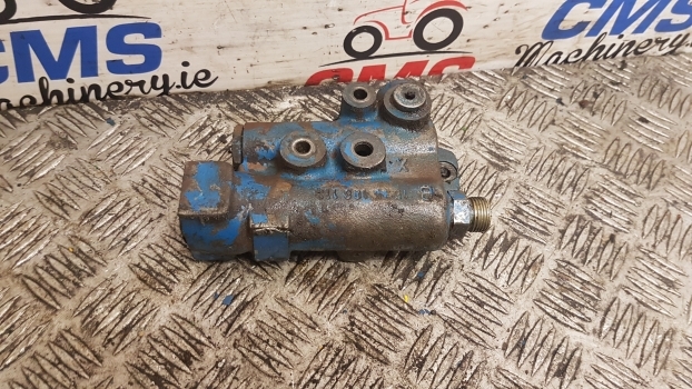 Ford, New Holland 40, Ts Trailer Brake Valve Distributor 81874969, 1535108113 - Спирачен клапан за Трактор: снимка 2 Ford, New Holland 40, Ts Trailer Brake Valve Distributor 81874969, 1535108113 - Спирачен клапан за Трактор: снимка 2