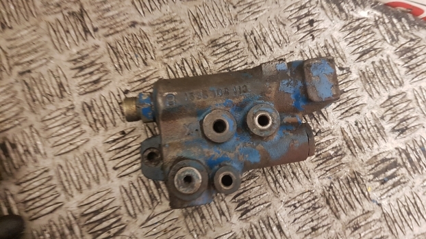 Ford, New Holland 40, Ts Trailer Brake Valve Distributor 81874969, 1535108113 - Спирачен клапан за Трактор: снимка 5 Ford, New Holland 40, Ts Trailer Brake Valve Distributor 81874969, 1535108113 - Спирачен клапан за Трактор: снимка 5