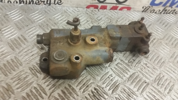 Ford New Holland 7840 40 And Ts Series Trailer Brake Valve 81874969, 1535108113 - Спирачен клапан за Трактор: снимка 3 Ford New Holland 7840 40 And Ts Series Trailer Brake Valve 81874969, 1535108113 - Спирачен клапан за Трактор: снимка 3